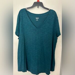 Mossimo ladies v-neck top size XL